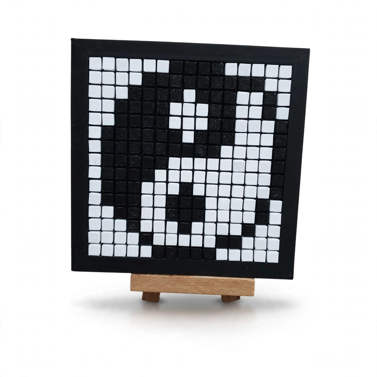 DIY Yin Yang Mosaic Kit – Black & White Pixel Art Craft Kit